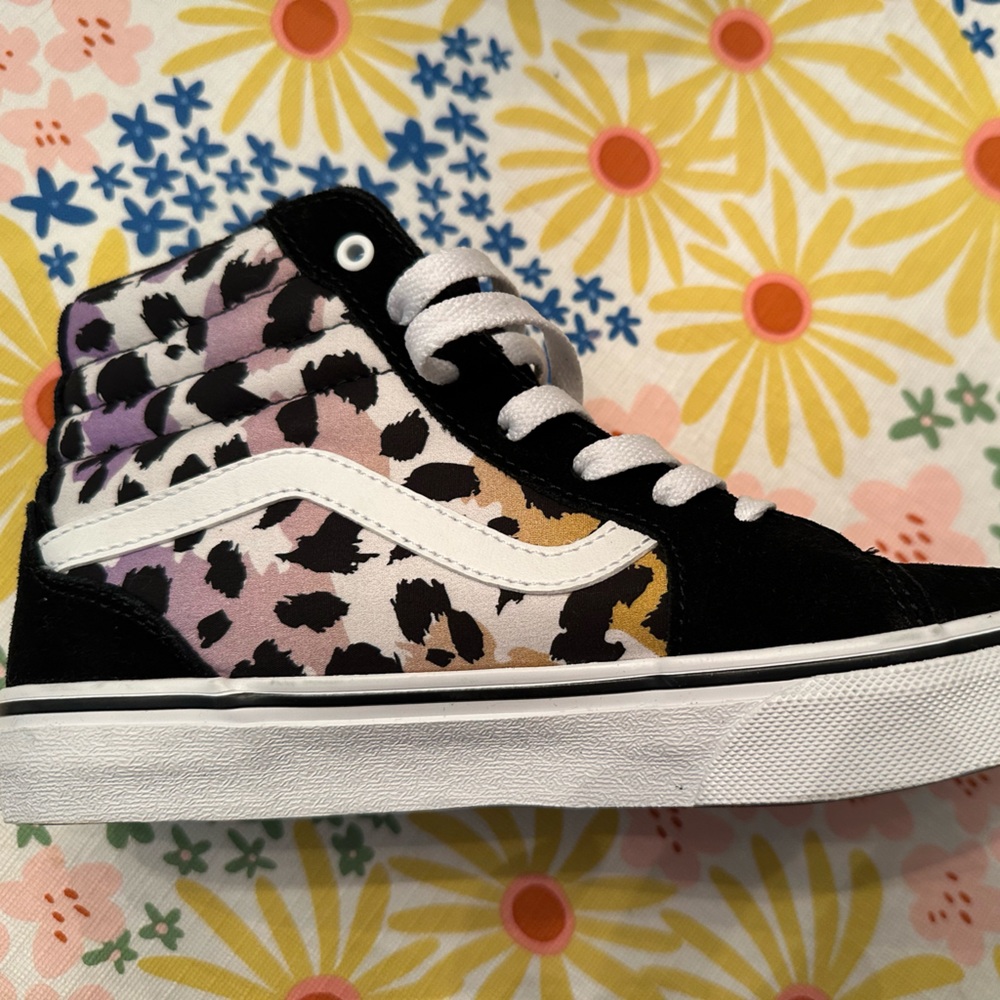 NWOT Animal Print VANS